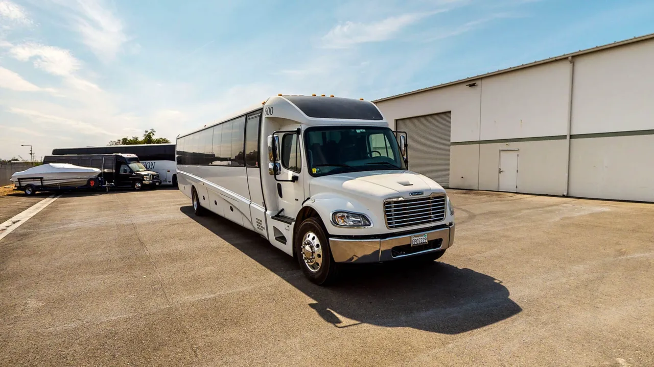 White 2019 Freightliner M2 Executive Bus to rent