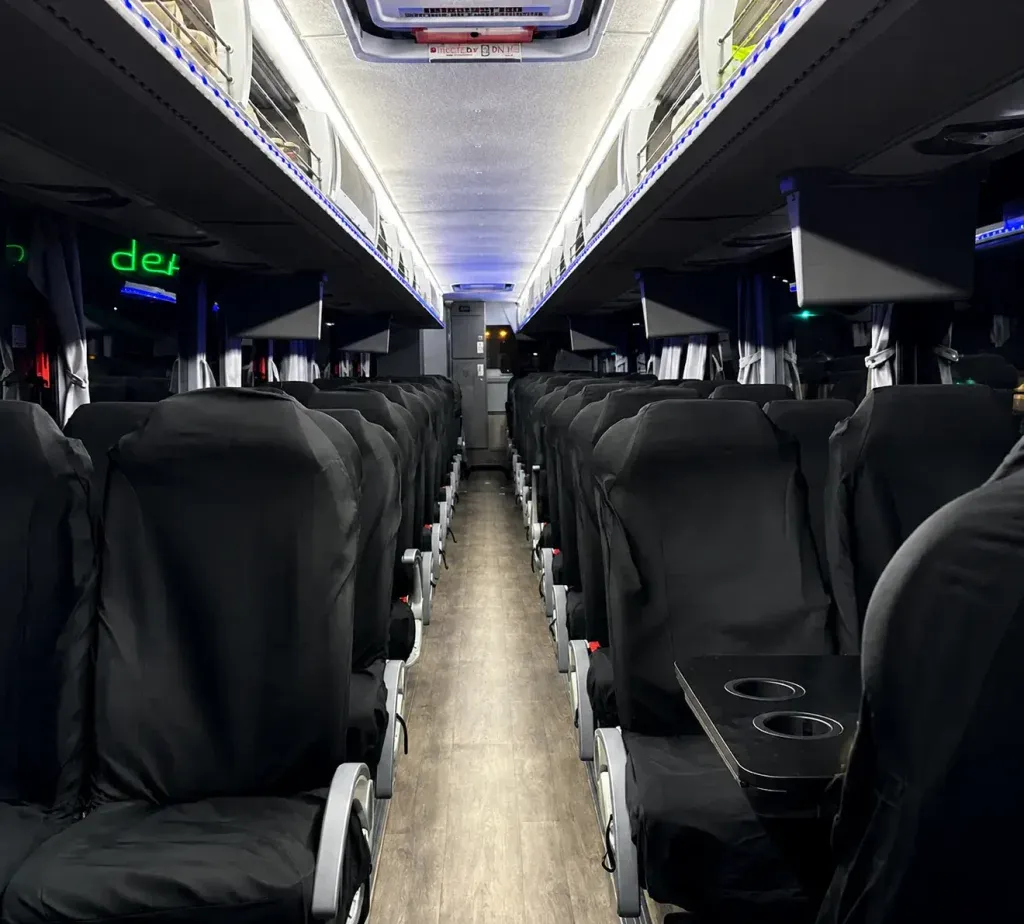 50 Passenger Motor Coach White 50 Passenger Motor Coach to rent