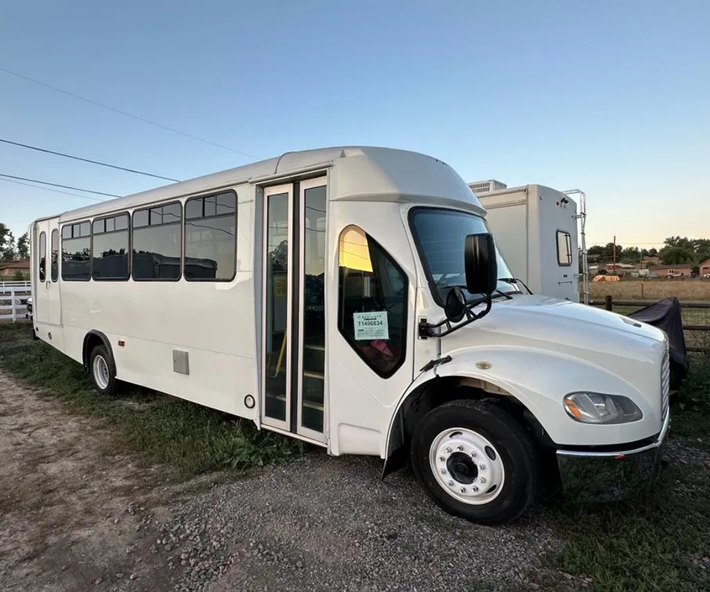 ADA Accessible Mini Coach to rent