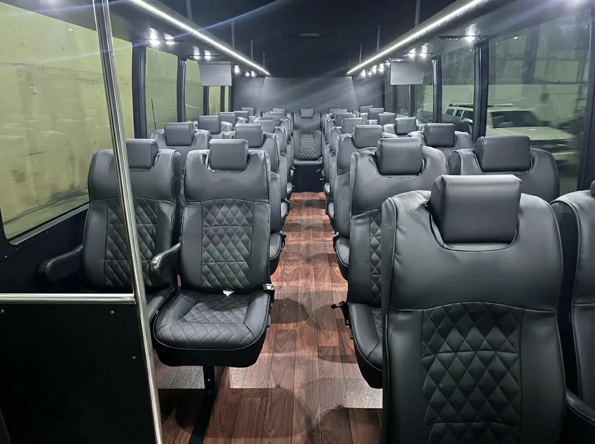 27 Passenger Executive Bus, angle 2