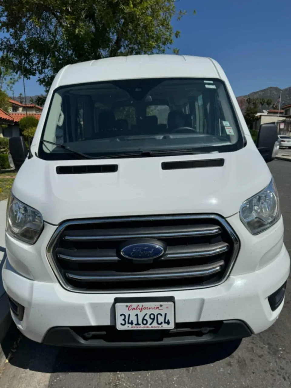 Ford Transit Passenger Van, angle 2
