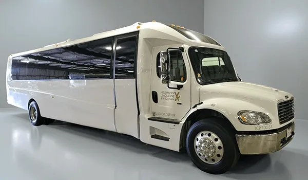 Freightliner Executive Mini Coach to rent