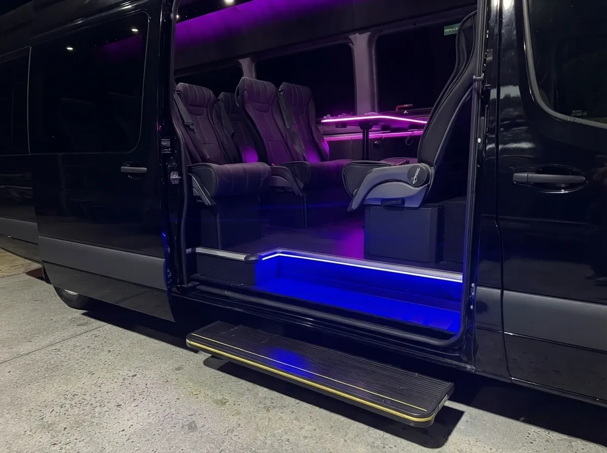 Black Mercedes-Benz Executive Sprinter, angle 3
