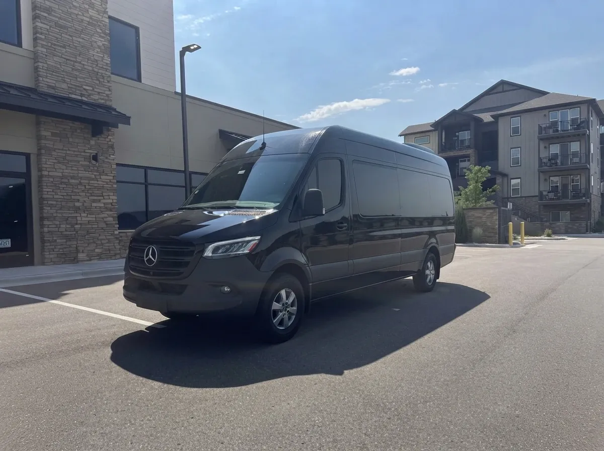 Black Mercedes-Benz Executive Sprinter to rent