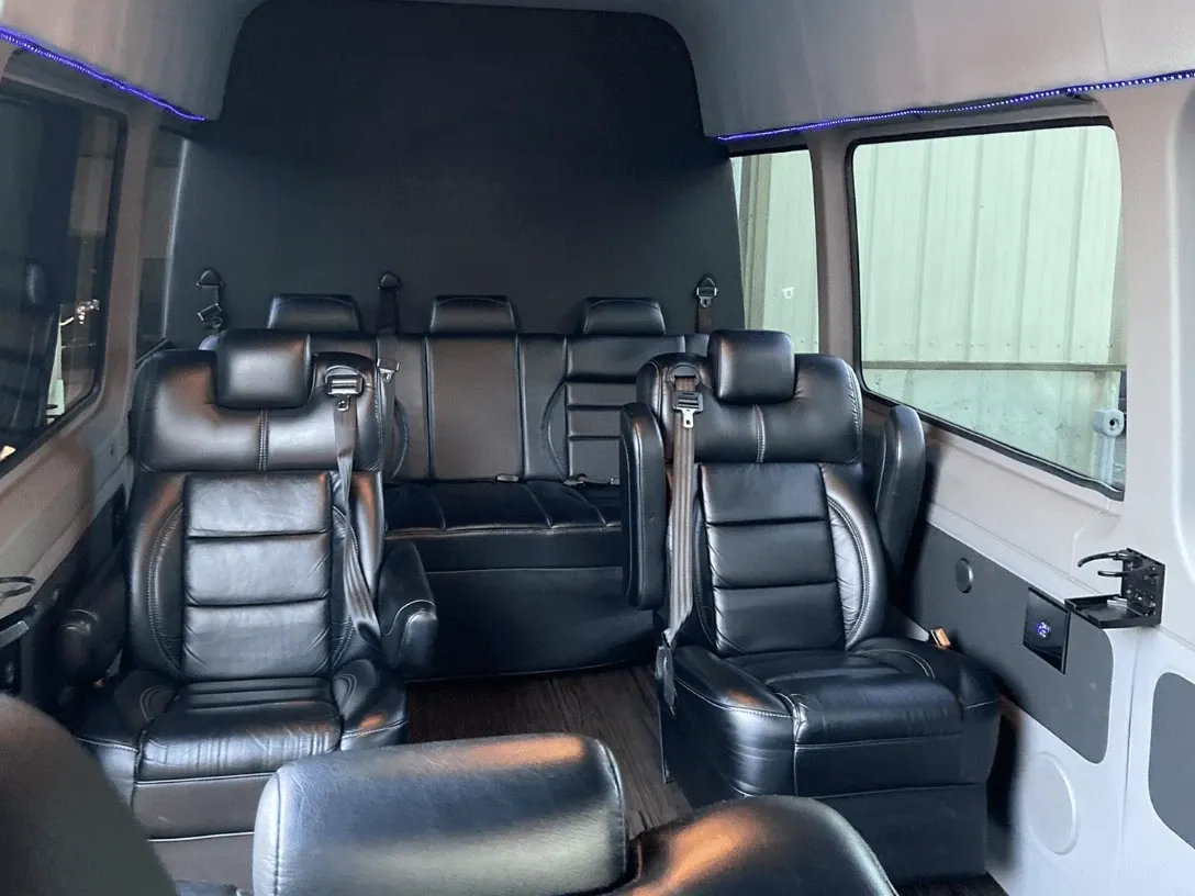 Black Mercedes-Benz Executive Sprinter to rent