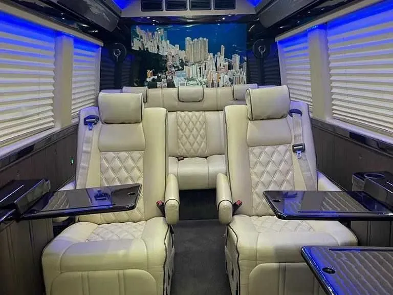 Black Mercedes-Benz Jet Sprinter, angle 5