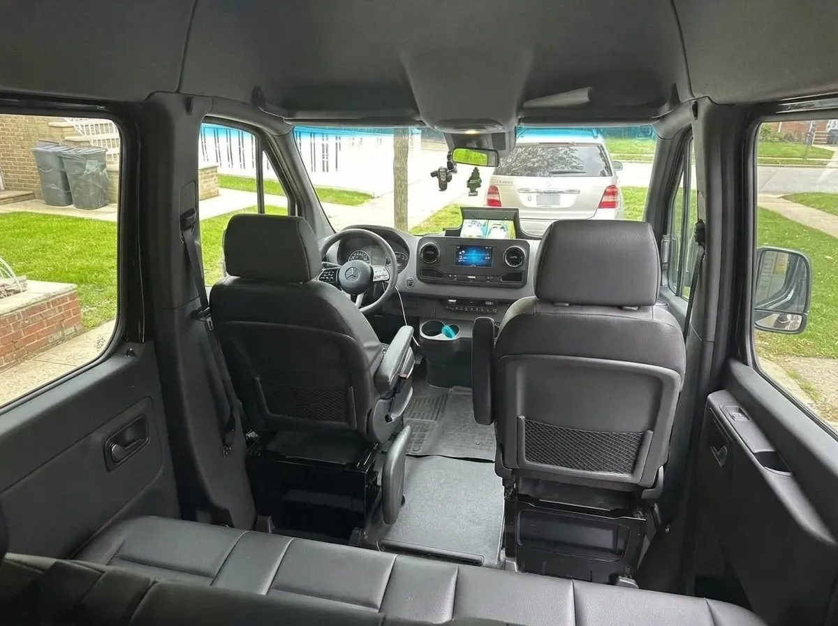 Black Mercedes-Benz Sprinter, angle 2