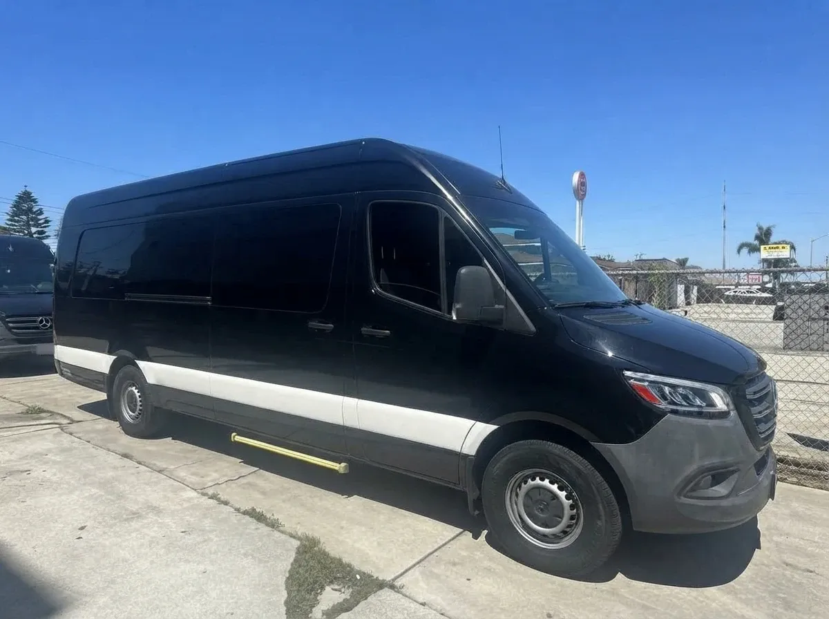 Black Mercedes-Benz Sprinter Van Jet, angle 3