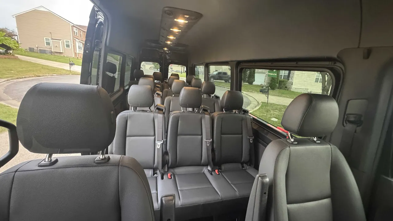 Mercedes-Benz Executive Sprinter cabin view, angle 3