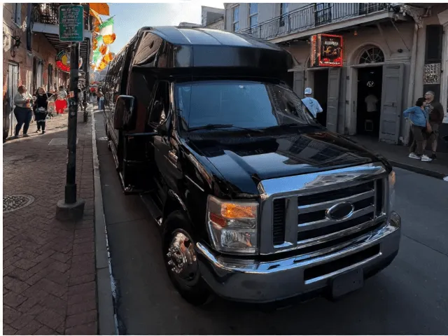 24 Passenger Mini Bus to rent