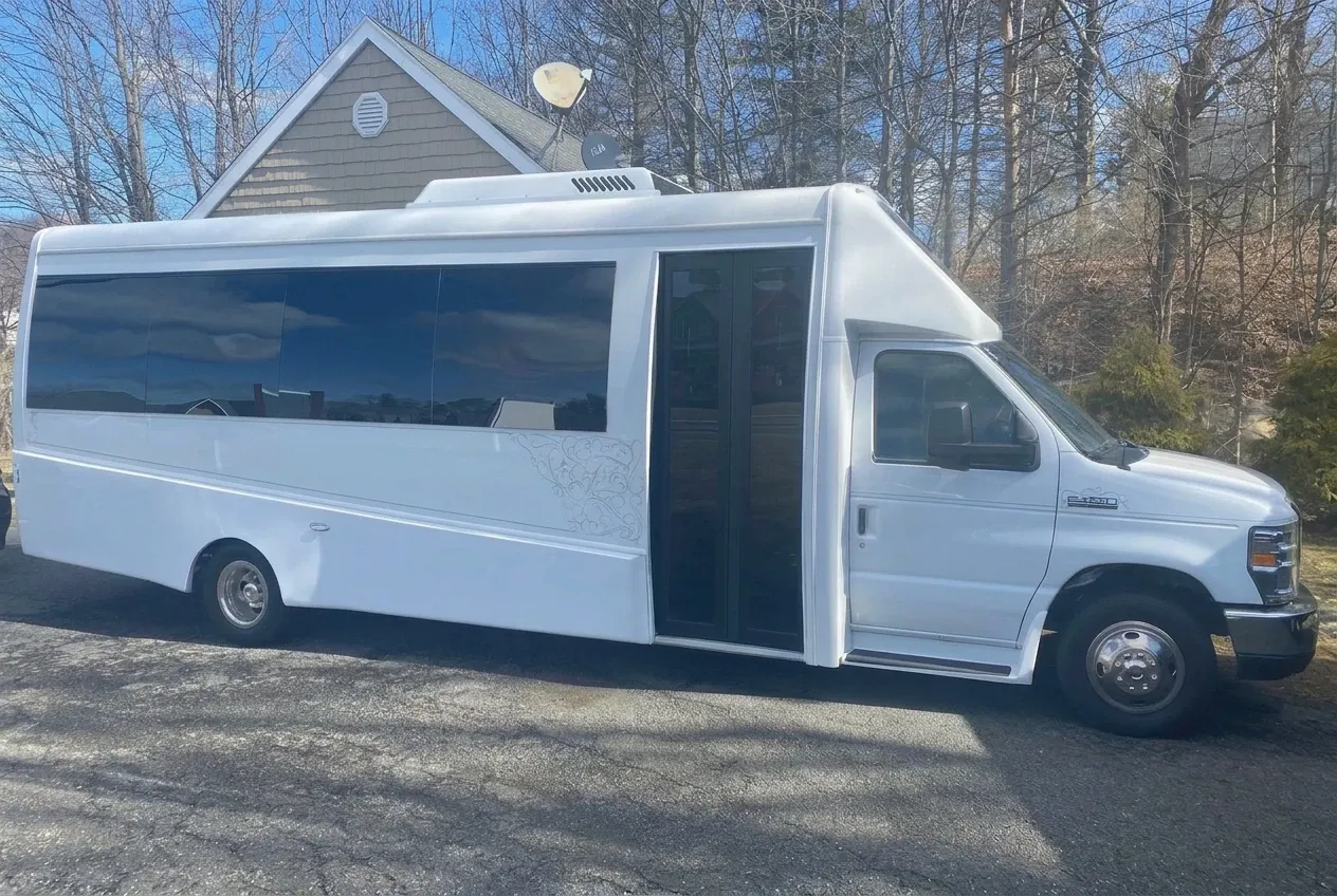 Black 44 Passenger Mini Coach Black 44 Passenger Mini Coach to rent