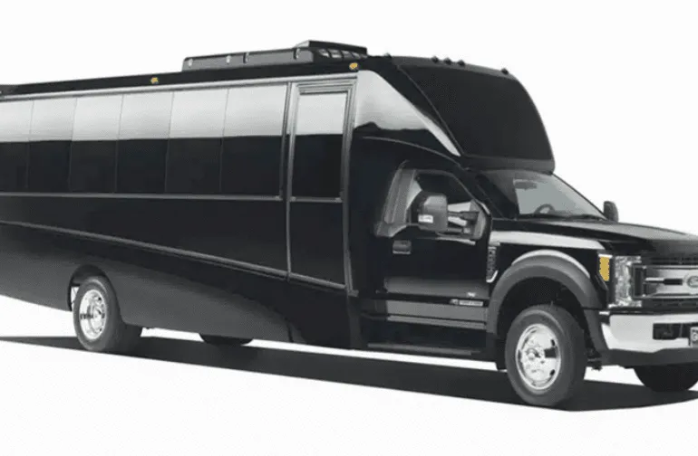 Mini Coach Executive Black Mini Coach Executive to rent