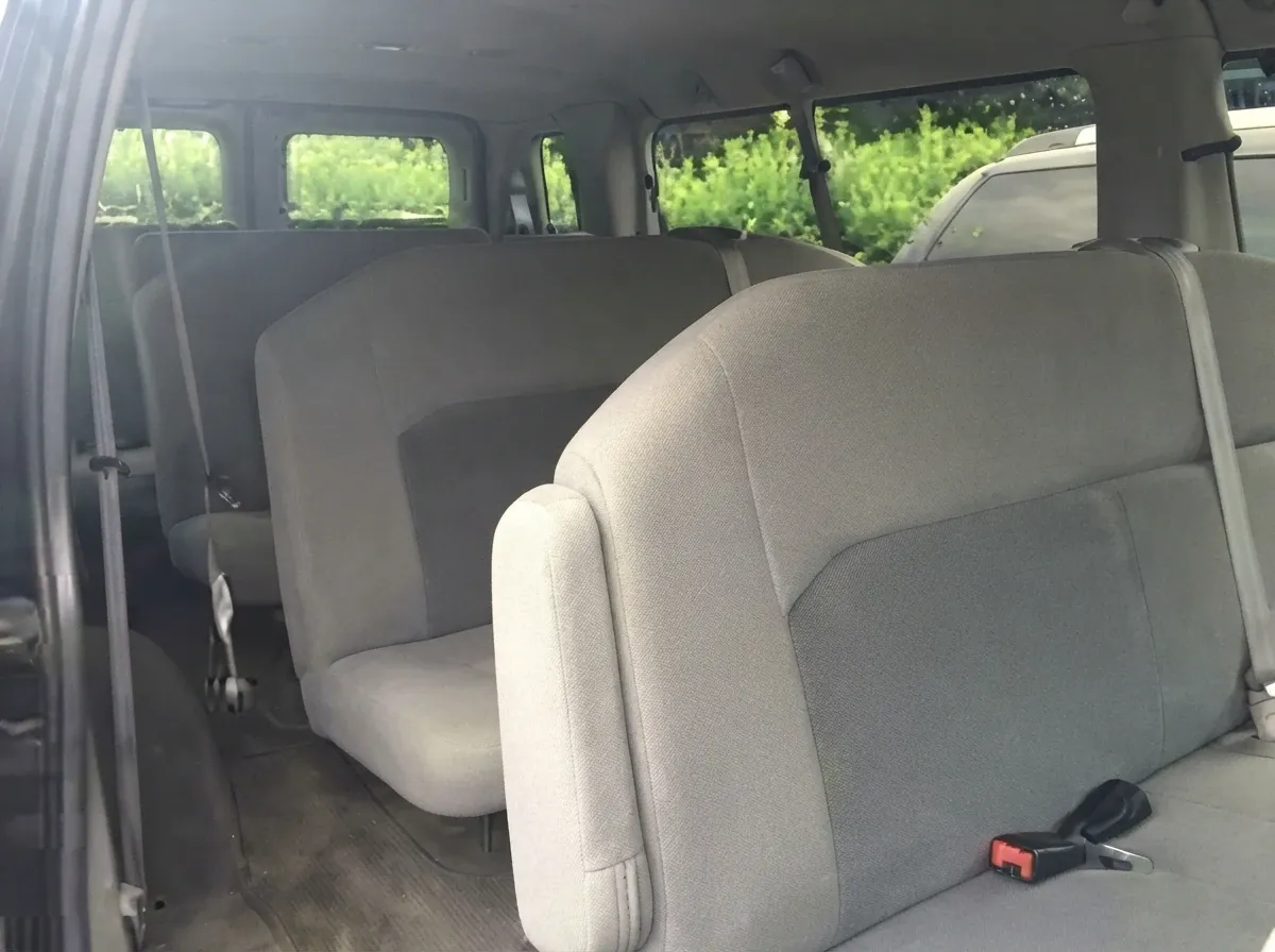 Mini Coach Van Mini Coach Van to rent