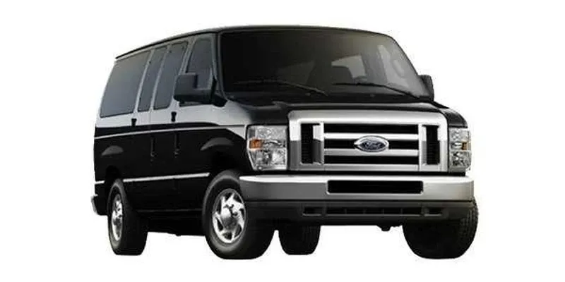 Mini Coach Van, angle 2