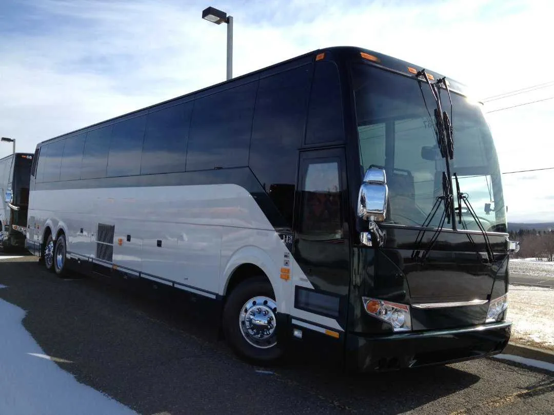 55 Passenger Motor Coach 55 Passenger Motor Coach to rent