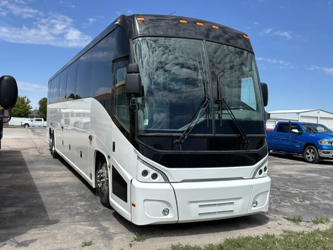 Motor Coach Luxury (Cloth Seats) exterior angle