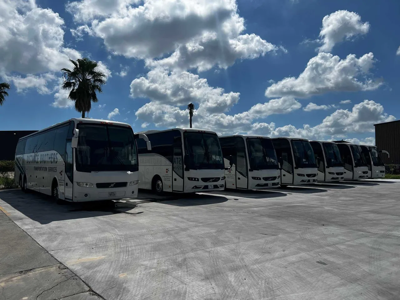 Executive Recliner Motorcoach to rent